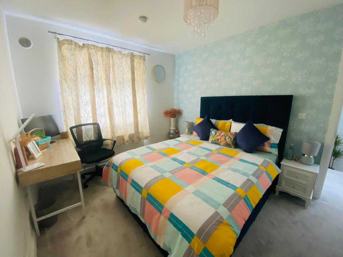 Double Room In Our Family Home Dublin Bagian luar foto